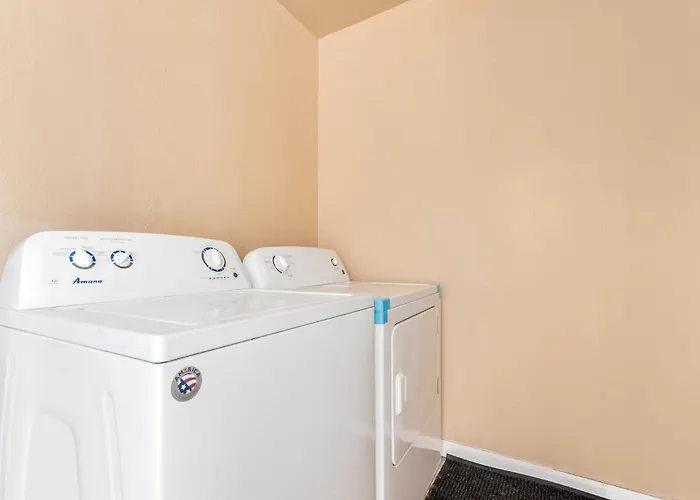 Charming 3b2b Oasis Tempe