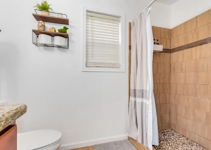 Charming 3b2b Oasis Apartment Tempe